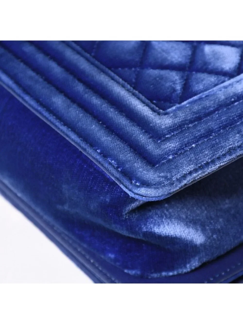 Chanel Boy Chain Shoulder Bag CC Logo Velvet Leather Blue